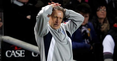 Warnock: QPR should have stuck with me - Eurosport