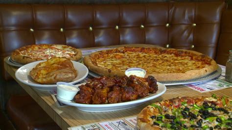 Foodie Friday: Bloomfield Village Pizza | fox61.com