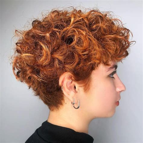 50 Best Haircuts and Hairstyles for Short Curly Hair in 2023 - Hair Adviser