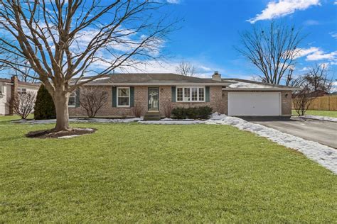 3497 Woodlawn Ave, Gurnee, IL 60031 | Homes.com