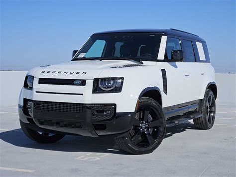 New 2025 Land Rover Defender X-Dynamic SE Sport Utility in Austin #5342443 | Land Rover North Austin
