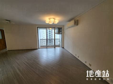 香港的房价 日出康城的晋海，套内面积57.87平米，18万+/平米