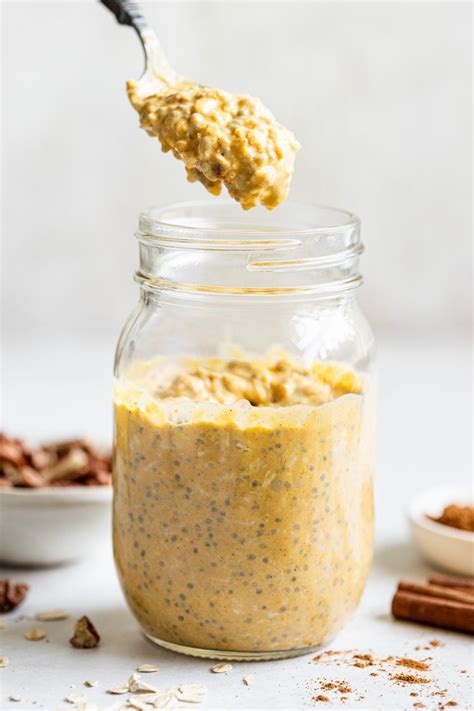 Filling Pumpkin Pie Overnight Oats - The Natural Nurturer