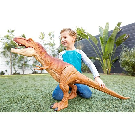 Buy Jurassic World FMM63 SUPER COLOSSAL TYRANNOSAURUS REX Online at ...