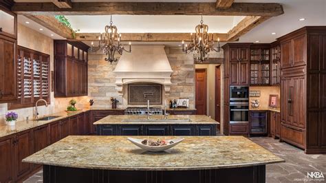 Tuscan Style Kitchen
