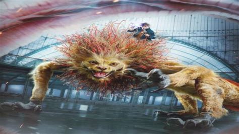 中国神兽驺吾加盟《神奇动物2》，一只巨大猛兽居然被逗猫棒驯服_纽特_电影_巫师