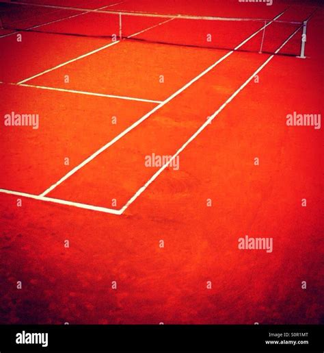 Tennis court clay hi-res stock photography and images - Alamy