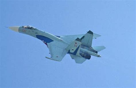 俄军苏27战斗机在黑海上空拦截一架美军侦察机|黑海|美军|俄罗斯_新浪军事_新浪网