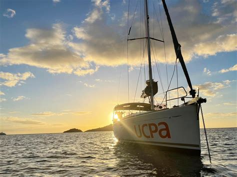 Objectif voilier niveau 1 - colo à Toulon - UCPA