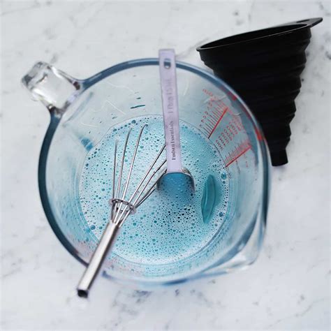 DIY Bubble Solution 的图像结果