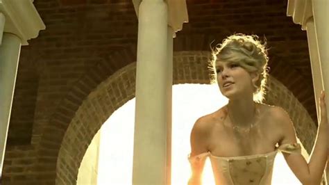 Taylor Swift - Love Story [Music Video] - Taylor Swift Image (22386847 ...