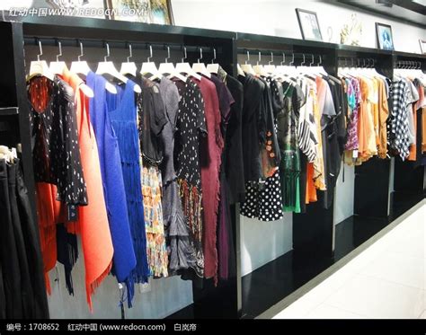 高档商场里的女装专柜高清图片下载_红动中国