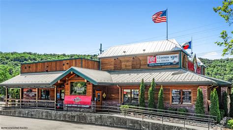 Hanley Investment Group Arranges Sale of Single-Tenant Texas Roadhouse ...