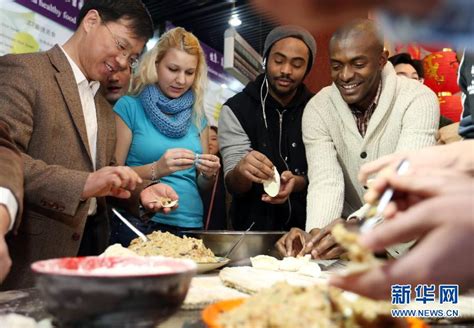 吃货老外带百万粉丝代表体验粤菜，传播中国美食文化！