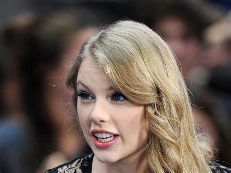 Taylor Swift Announces Why She Pulled All Her Music From Spotify