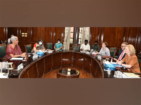 Sitharaman meets UK Foreign Secretary, discusses green energy, several ...
