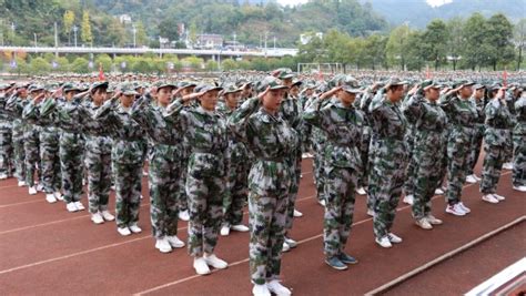 咸阳职院举行2020级学生军训开营仪式 - 西部网（陕西新闻网）