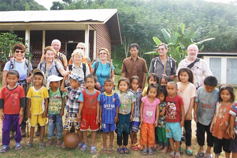 Friendly Local People 的图像结果