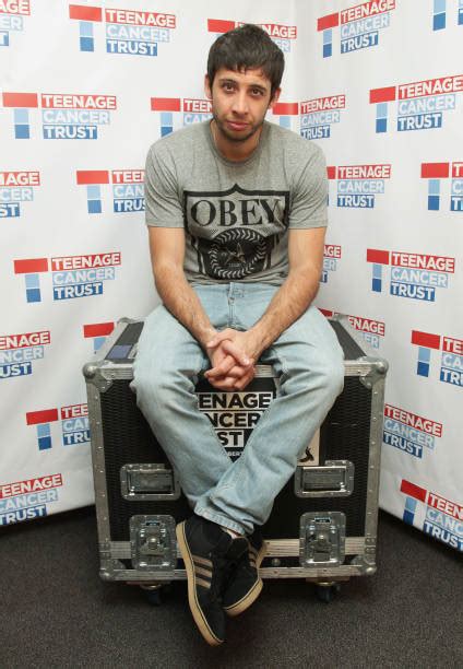 Example Singer 的图像结果