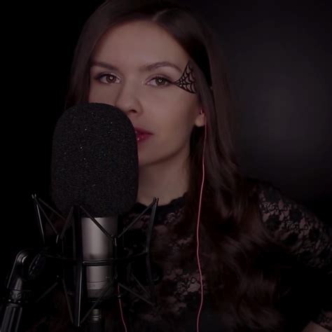 ‎Alana ASMRの「100 Spooky Trigger Words ONE HOUR」をApple Musicで