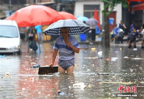 长沙强降雨致严重内涝 垃圾满街漂[组图]_图片中国_中国网