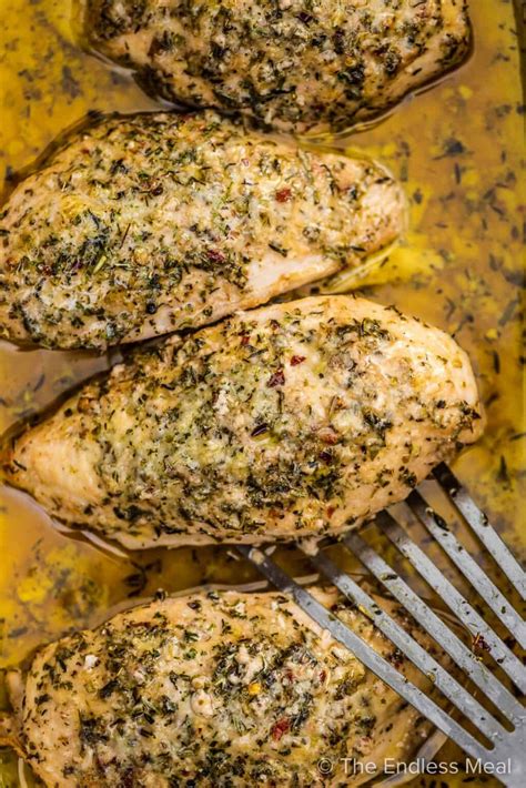 Italian Dressing Chicken (easy recipe!) - The Endless Meal®