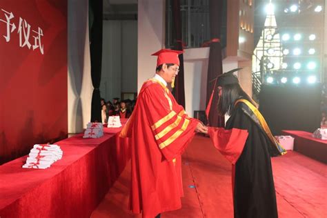 武汉工程大学2019年毕业典礼暨学位授予仪式隆重举行 --中国教育在线湖北站