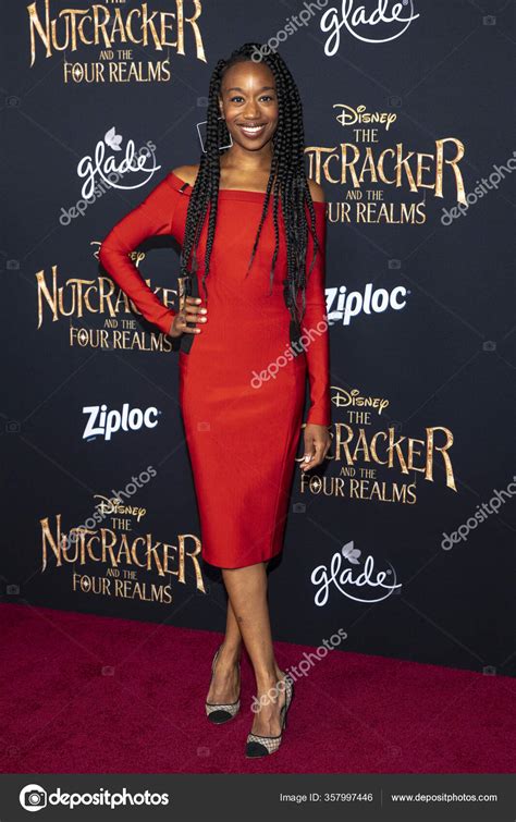 Maya Lynne Robinson Attends Disneys Nutcracker Four Realms World ...