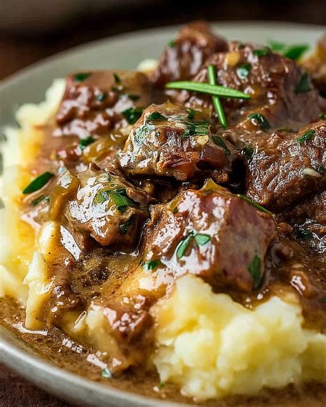 Beef Tips Crock Pot Recipe: Easy & Tender