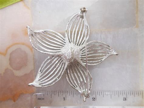 Vintage SARAH COVENTRY Flower Brooch Pearl Moonflower Pin - Etsy