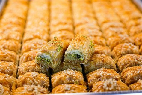 Национальная кухня ОАЭ: какую еду попробовать в Дубае? - Paris10.Travel