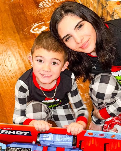 Chelsie Deville 🦌🎣🤟🏻 | Go try out sheins new bathing suits @sheinofficial @shein_us | Instagram