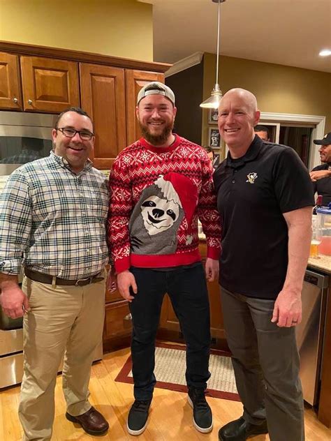 Joshua Grove - Veterans United Home Loans Loan Officer