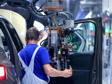 Kraj krize u Njemačkoj značio bi i oporavak bh. industrije | Bloomberg ...