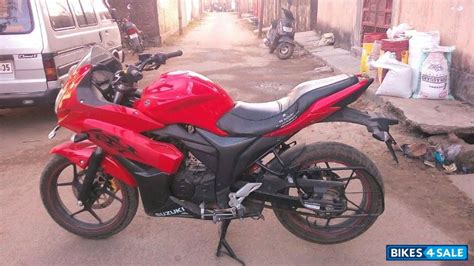 Used 2016 model Suzuki Gixxer SF for sale in Dibrugarh. ID 138598. Red ...