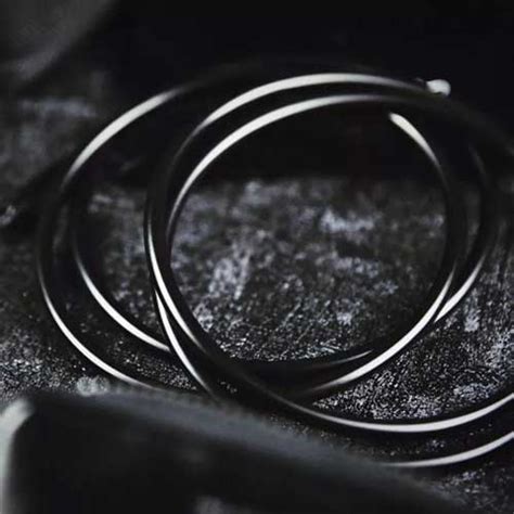 4 inch Linking Rings (Black) by TCC - Nikhils Magic