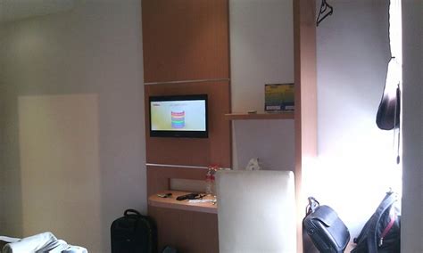 Nozz Hotel Rooms: Pictures & Reviews - Tripadvisor