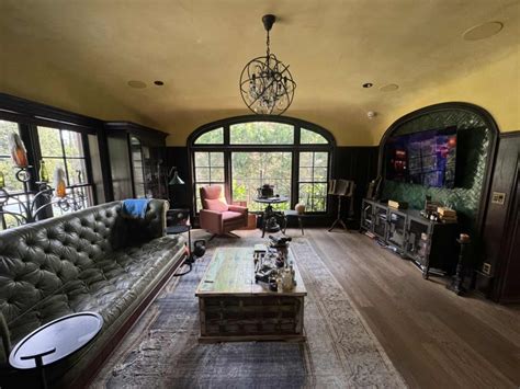 Eclectic Library - Sitting Area (Gothic Vibes), Los Angeles, CA ...