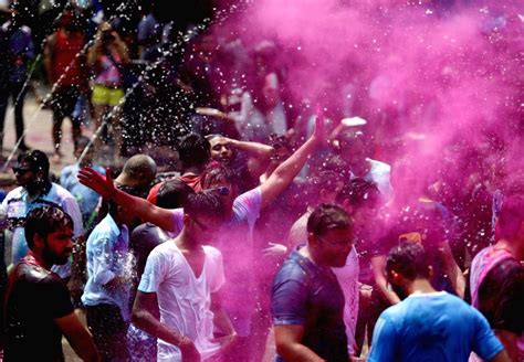 MYANMAR-YANGON-HOLI FESTIVAL-CELEBRATION