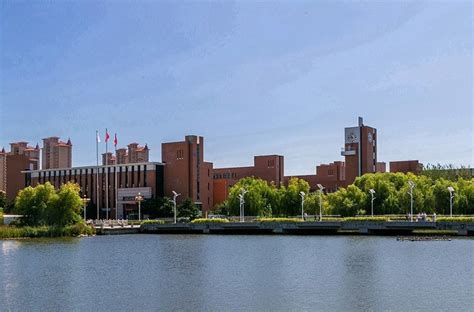 沈阳工业大学在职研究生校园风采 - 沈阳工业大学在职研究生 - 爱思学