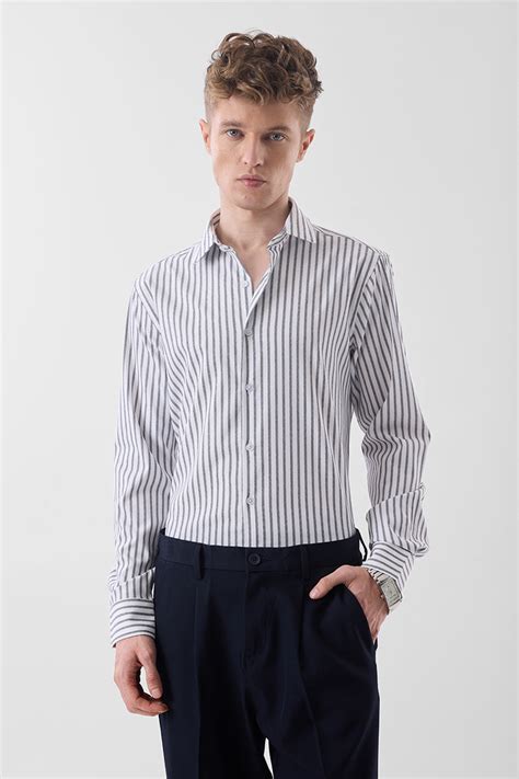 Buy Men's White Stripes Slim Fit Snitch LUXE Shirt Online | Snitch – SNITCH
