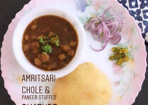 Amritsari chole and paneer stuffed bhature Recipe by Jagruti Desai ...