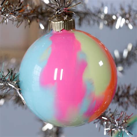 How To Decorate Glass Ornaments With Paint at Katherine Capone blog