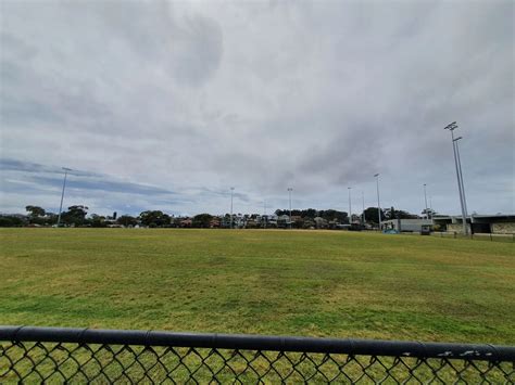Chifley Sportsfield 的图像结果