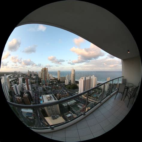 Round Animated World 的图像结果