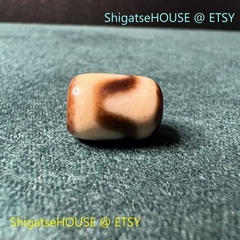 Buy Dzi Beads Online In India - Etsy India