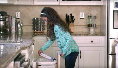 El cubo de basura que hace la compra y 20 cosas que querrás tener en ...