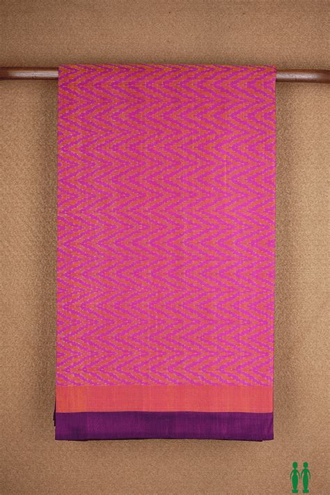 Chevron Design Magenta Pochampally Silk Saree – Sundari Silks