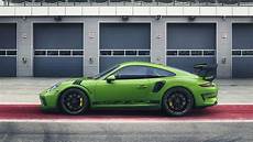 Porsche 911 Gt3 Rs 2019 Hp by 2019 Porsche 911 Gt3 Rs Races Into Geneva With 520 Hp Porsche 911 Gt3 Rs 2019 Hp