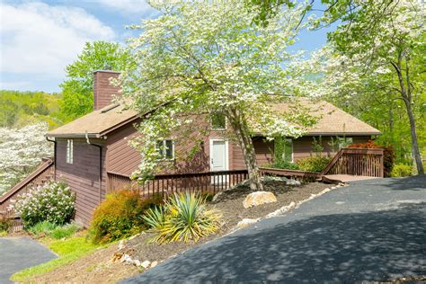 95 Bull Run TRL, Penhook, VA - lhrmls-02927925 - LakeHomes.com